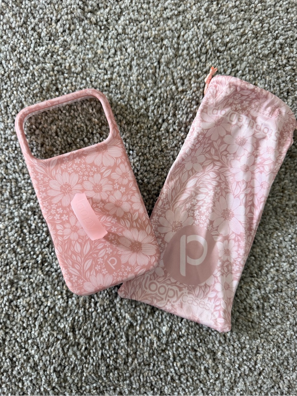 Loopy Floral Pink Phone Case iPhone 17 Pro